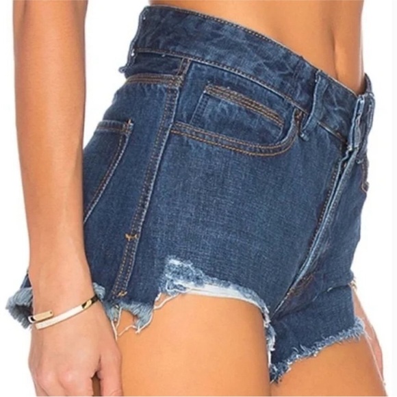 Free People Logan High Rise Cut Off Jean Shorts Distressed Button Fly Booty 26 - Picture 1 of 14